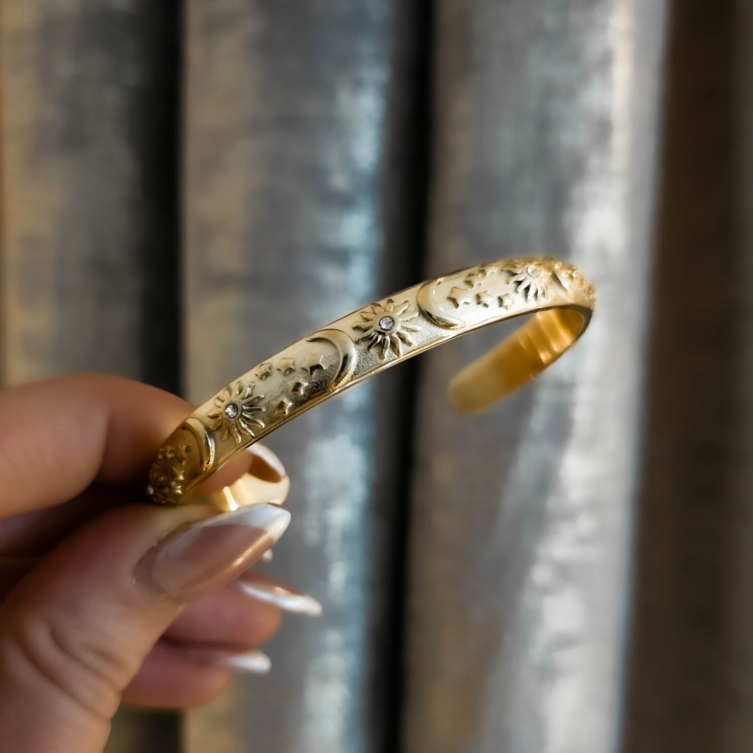 18k Gold Bangle with Celestial Motifs: Sun, Moon, and Stars | Elegant Stainless Steel Jewellery Piece Inspired by the Cosmos - Dorsya