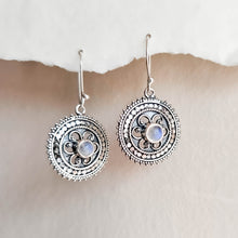 Load image into Gallery viewer, Divine Silver Moonstone Drop Earring