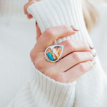 Load image into Gallery viewer, Dorsya - spiny oyster turquoise sterling silver ring, boho ring, accessories, statement ring, gift for her, gemstone ring, meaningful jewellery