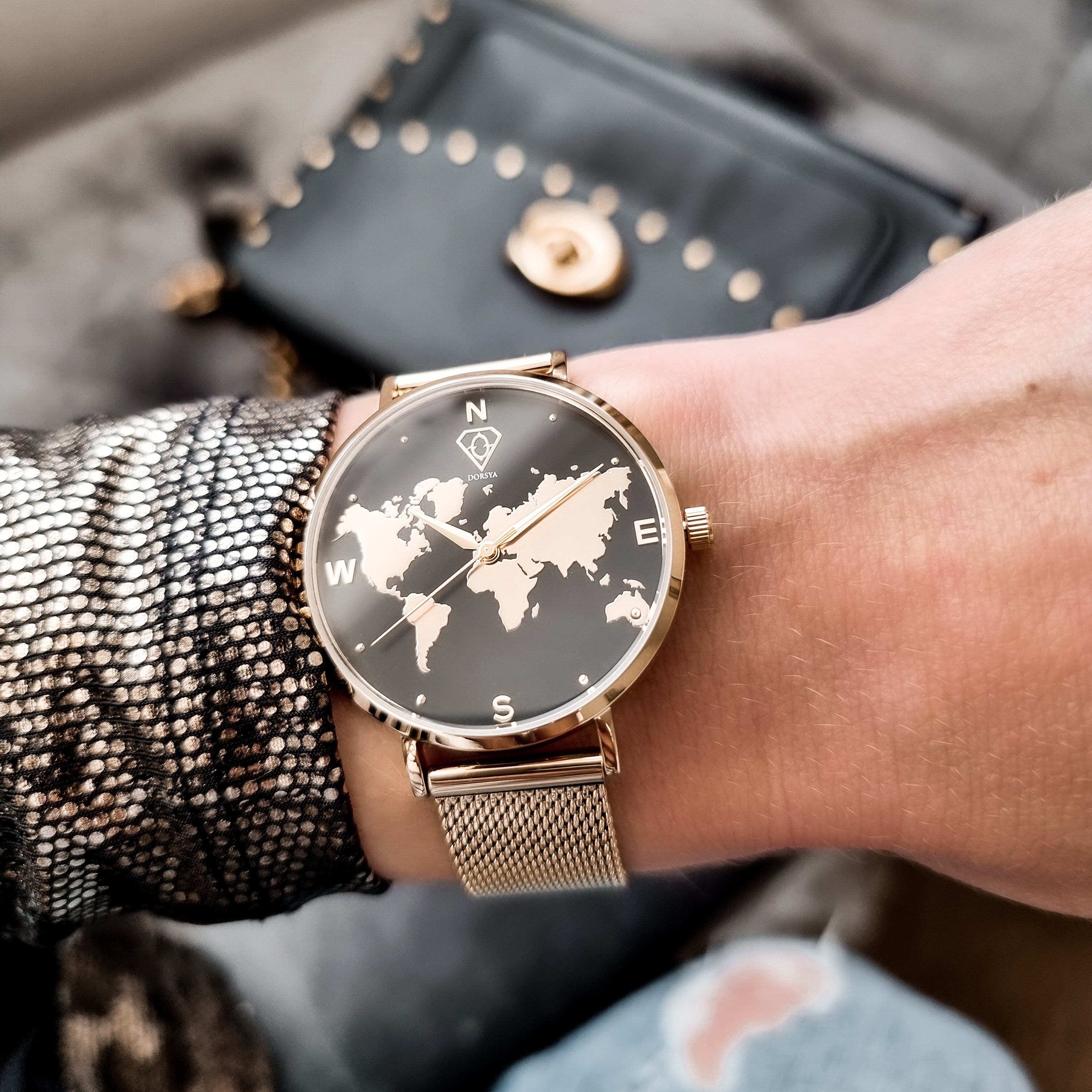 Alectrona gold world map minimalist watch by Dorsya