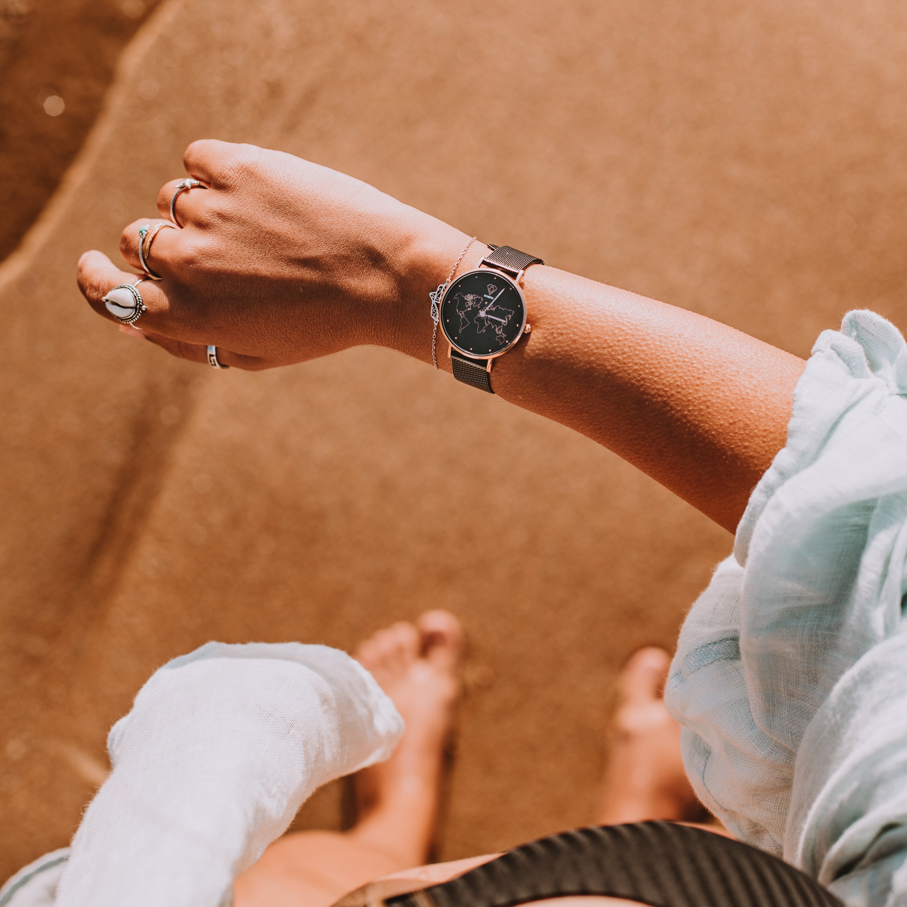 Dorsya| Fortuna world map black mesh watch 