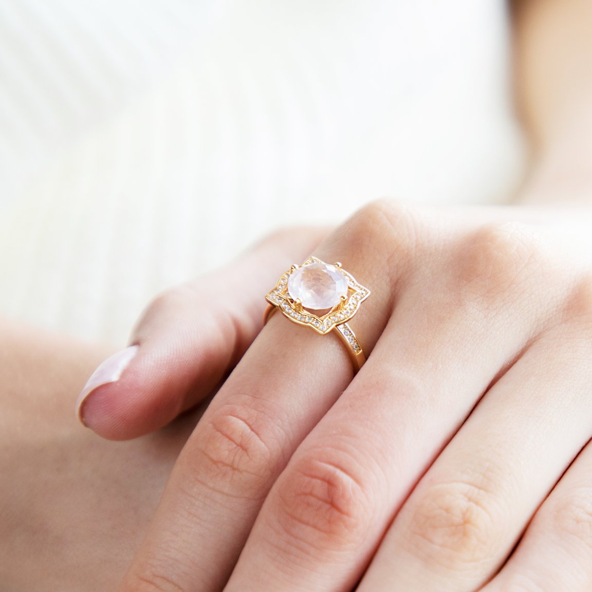 Leda ~ Rose Quartz Ring in Gold, gold ring, gold jewellery, rose quartz ring, gemstone ring, gift, women jewellery, accessories - Dorsya