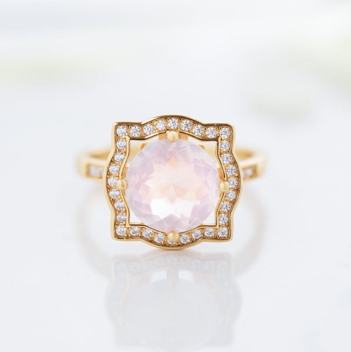 Leda ~ Rose Quartz Ring in Gold, gold ring, gold jewellery, rose quartz ring, gemstone ring, gift, women jewellery, accessories - Dorsya