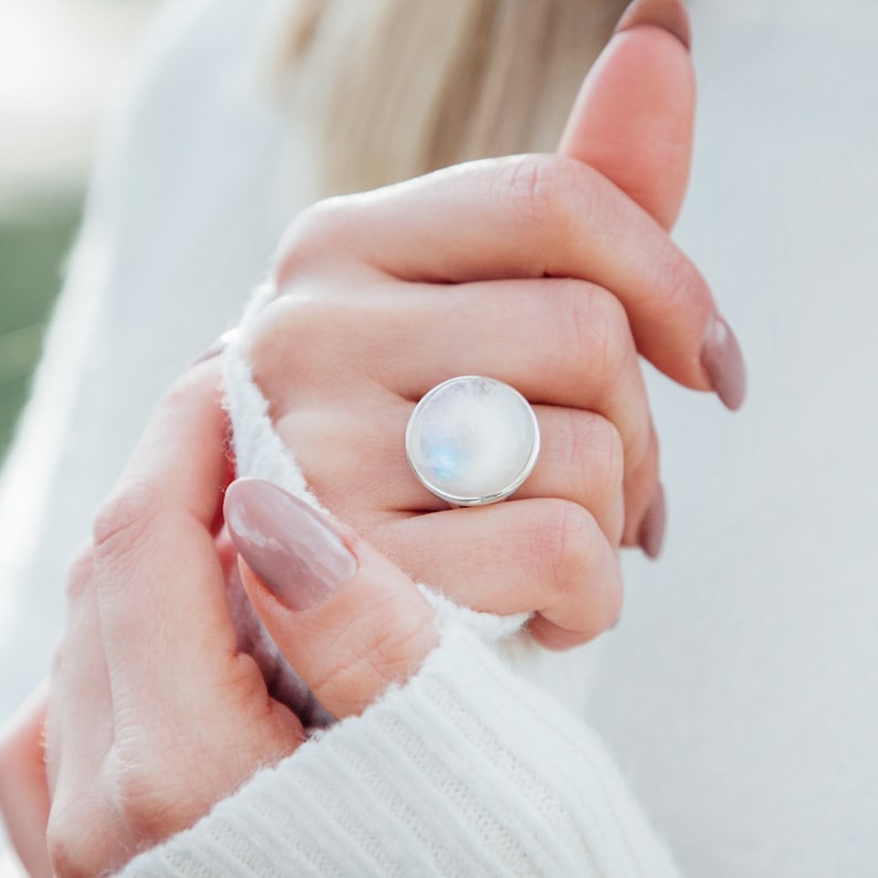 Dorsya - round shape moonstone sterling silver ring, boho ring, accessories, statement ring, gift for her, gemstone ring, meaningful jewellery